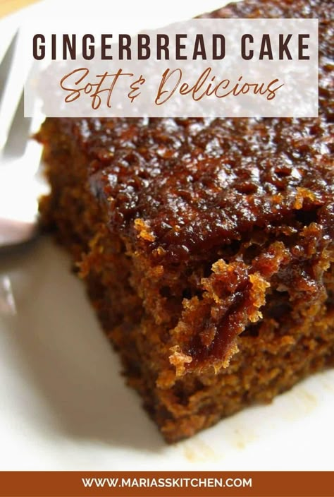 Indulge in the delightful flavors of a moist and tender gingerbread cake, crafted with love from Maria's Kitchen. Sticky Gingerbread, Sopas Light, Gingerbread Cake Recipe, Ginger Cake, Gingerbread Recipe, Gingerbread Cake, Electric Mixer, Baking Pan, Piece Of Cake