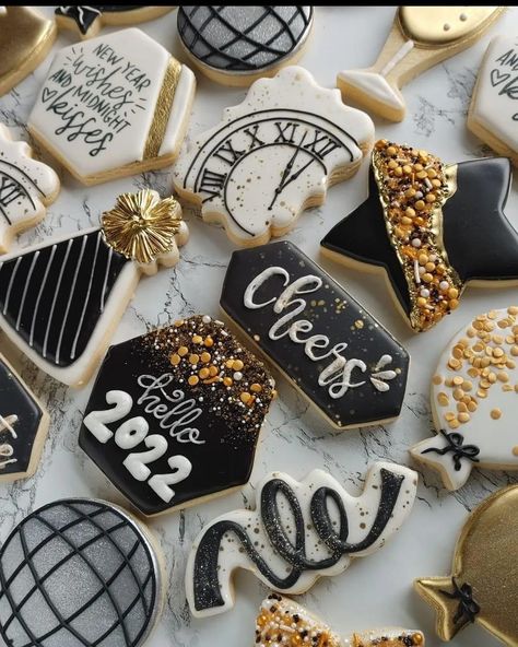 Nye Royal Icing Cookies, New Years Iced Cookies, New Year’s Eve Cookies Decorated 2024, New Years Cookie Ideas, New Years Decorated Cookies, Happy New Year Cookies Decorated, New Year’s Eve Cookies Decorated, New Years Royal Icing Cookies, New Years Cookies Decorated Royal Icing