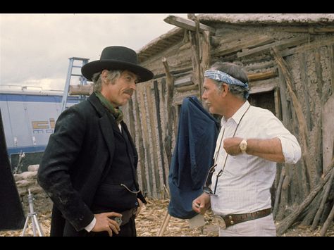 James Coburn and director Sam Peckinpah on the set of PAT GARRETT & BILLY THE KID (1973). Pat Garrett, James Coburn, Rita Coolidge, Sam Peckinpah, Billy Kid, Billy The Kid, Face Brightening, Kris Kristofferson, Billy The Kids