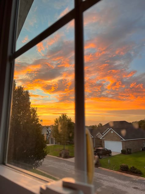 Sunsets From Window, Sunrise Window, Sun Through Window Aesthetic, Sunset Neighborhood Aesthetic, Sunset From Apartment Window, Morning Sunrise Aesthetic Window, Cute Couple Drawings, Sky Pictures, Cute Couple Selfies