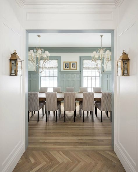 An Architect's Timeless Home {The Fox Group} - Hello Lovely Mansion Dining Room, The Fox Group, Fox Group, Decorate My Room, New York Penthouse, Interior Design Dining, Blogger Home, Room Walls, The Dining Room