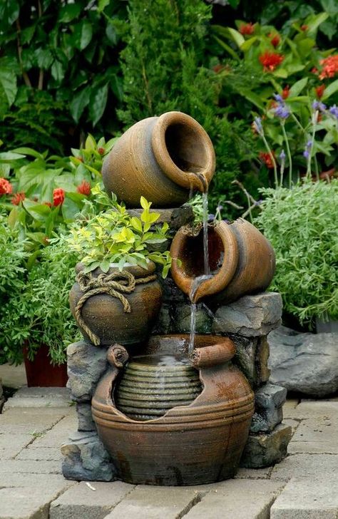 Soothing Outdoor Fountain for Your Backyard Without Breaking The Bank Moderne Have, Taman Air, Outdoor Fountains, Garden Water Fountains, Indoor Water Fountains, Fountain Feature, Water Fountains Outdoor, Flower Pots Outdoor, Outdoor Fountain