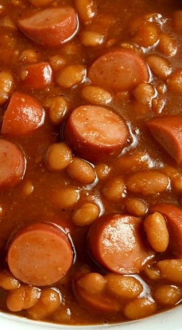 Beanie Winnie Recipe, Baked Beans And Hot Dogs Recipes, Beanie Weinie Recipe, Weiners And Beans Recipes, Pork And Beans And Hot Dogs, Beans And Franks Casserole, Baked Beans With Weiners, Hot Dog And Bean Casserole, Frank And Beans Recipe