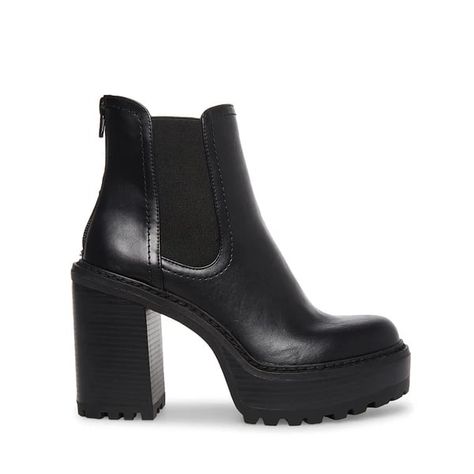 Black Chelsea Boots Women, How To Wear Ankle Boots, Platform Chelsea Boots, Madden Boots, Steve Madden Store, Chelsea Boots Women, Black Chelsea Boots, Leather Chelsea Boots, Madden Girl