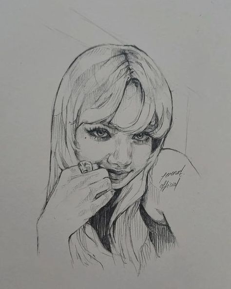 Sketchbook Idea, Idea Drawing, Ideas Sketch, Sketches Of People, Photos For Profile Picture, Lisa Lalisa, Female Art Painting, Kpop Drawings, Sketchbook Ideas