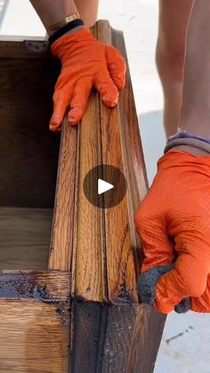 100K views · 496 reactions | Nontoxic Stripper Details👇🏽 Stripping furniture has never been faster, easier or safer‼️ I used to wait hours before scraping the old finish off my furniture flips and I avoided the sun because I didn’t want it to dry out. (There’s nothing worse than being left with a gooey mess that won’t come off!) Who knew that my go-to non-toxic stripper DOES in fact work in the hot sun—it just works VERY quickly! It was hot here in Nashville today and it came so easily after a few minutes! And stay tuned for the full makeover! I stripped these cabinets inside and out! STEPS (DM me if you beed my affiliate link)) 1. Brush on a liberal amount of GreenEZ stripper to cover the entire surface (affiliate link in my bio code ShellyChic) 2. Now that it’s so hot, I do a scratch t Stripping Furniture, Furniture Make, Furniture Flips, Flipping Furniture, Paint Furniture, Refinishing Furniture, Furniture Projects, Furniture Makeover, To Wait