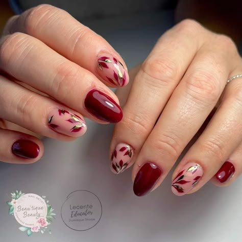 Wine Colour Nail Art, Red Flower Nail Designs, Mulberry Nails, Red Floral Nails, Red Flower Nails, Cranberry Nails, Gel Nails Shape, Maroon Nail Designs, Maroon Nails