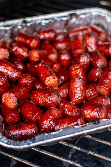 These delicious Hot Dog Burnt Ends are fun dinner that your whole family will love. Covered in BBQ and Teriyaki sauce, this will be a hit! Weiner Dog Party Food, Teriyaki Hot Dogs, Sausage Burnt Ends Oven, Burnt Ends Hotdogs In Oven, Hot Dog Burnt Ends In Oven, Hot Dog Dinner Ideas, Meatballs Ideas, Bbq Hotdogs, Hot Dog Bites