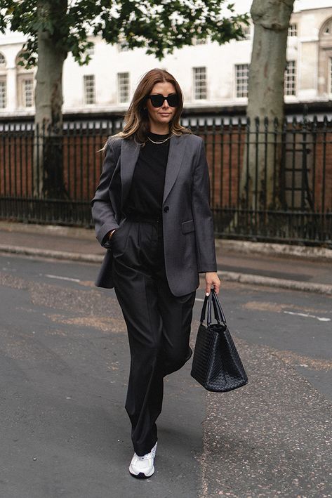 Black Trousers Outfit, Wide Leg Trousers Outfit, Emma Hill, Let Me Introduce Myself, Charcoal Blazer, Live In London, Introduce Myself, Grey Blazer, Vintage Blazer