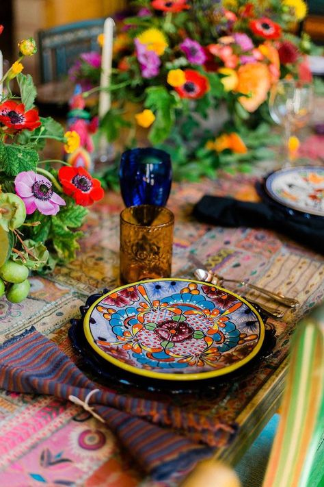 Mexican Themed Table Setting from an Alebrije Mexican Folk Art Inspired Baby Shower on Kara's Party Ideas | KarasPartyIdeas.com (39) Moroccan Table Setting Ideas, Mexican Dining Table Decor, Mexican Dinner Table Setting, Mexican Dinner Table Decor, Mexican Table Setting Ideas, Mexican Table Decorations, Spanish Table Setting, Mexican Tablescape, Mexican Table Decor