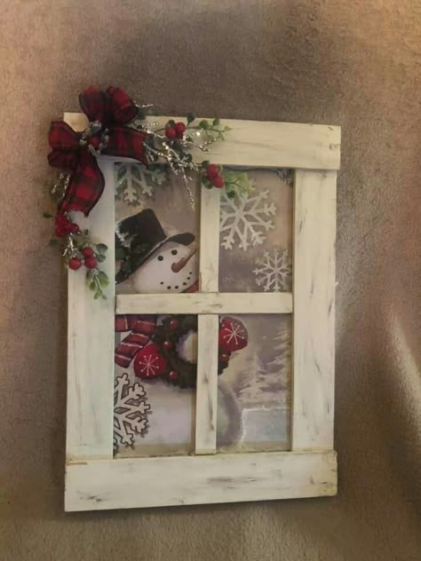 2023 Craft Fair Ideas, Diy Wood Wall Art Decor, Picture Frame Decorating Ideas Diy, Christmas Wood Houses, Window Craft Ideas, Old Window Christmas Ideas, Scrap Wood Christmas Projects, Decorated Windows, Old Window Crafts