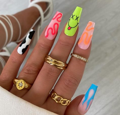 Neon Rave Nails, Festival Nail Ideas, Rave Nails, Bright Nail Designs, Vibrant Nails, Edgy Nails, Bright Nails, Summery Nails, Festival Nails