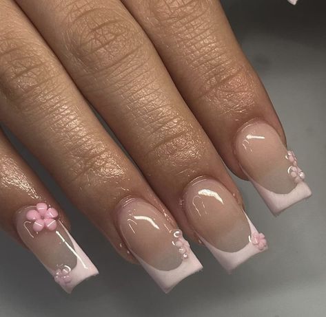 𓆩♡𓆪 @Rome_6 Easy Nail Polish, Girly Acrylic Nails, Short Square Acrylic Nails, French Nail, Nails Only, Soft Nails, Unique Acrylic Nails, Acrylic Nails Coffin Short, Gem Nails