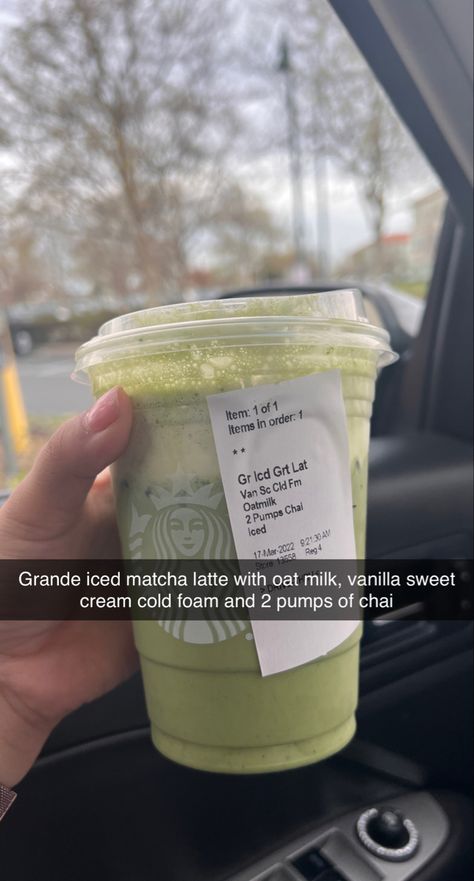 Starbucks Recipes Macha, Macha Drinks At Starbucks, Best Starbucks Matcha Drinks, Macha Green Tea Frappuccino Starbucks, Fun Matcha Drinks, Frosted Coffee, Starbucks Drink Menu, Starbucks Drinks Diy, Cold Starbucks Drinks