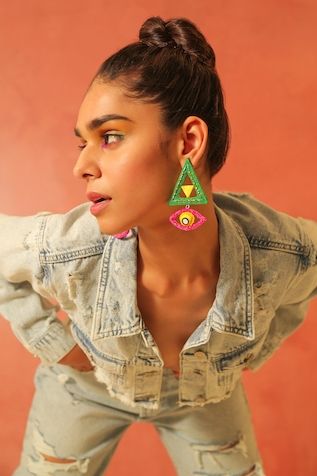 Gifts For Your Bestie, Eye Spy, Dangler Earrings, Bridal Elegance, Fashion Sketchbook, Earring Trends, Diwali Gifts, Eye Shape, Trendy Earrings