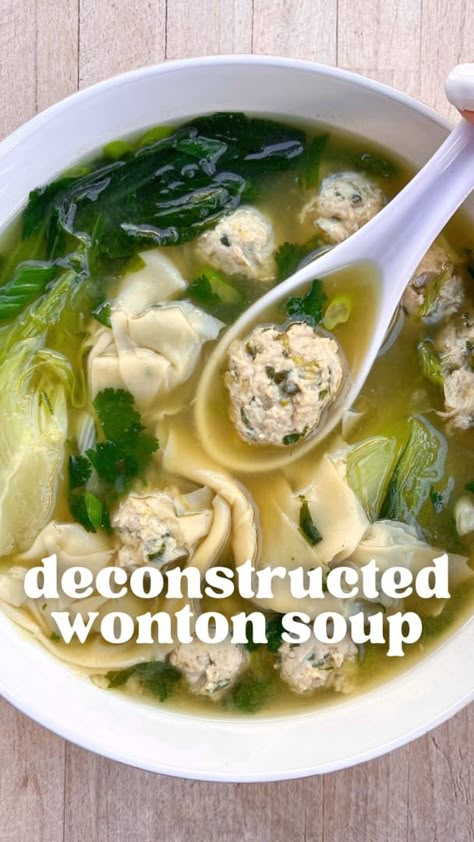 Deconstructed Recipes, Won Ton Soup Recipe Easy, Lazy Wonton Soup, Deconstructed Wonton Soup Recipe, Easy Wonton Soup, Won Ton Soup, Dumping Soup, Wonton Recipes Filling, Egg Drop Wonton Soup Recipe