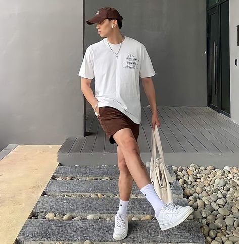 Shorts And Long Socks Outfit Men, Casual Ootd For Men, Casual Summer Outfits Men Simple, Fashion Outfits Men Korean, Guys Aesthetic Outfits Summer, Mens Ootd Casual, Summer Outfit Inspo For Men, Streetwear Fashion Men 2023, Men Summer Aesthetic Outfit