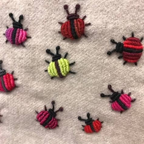 spargo ladybugs Embroidered Bugs Simple, Ladybug Embroidery, Bugs Embroidery, Bullion Embroidery, Sue Spargo, Textile Art Embroidery, Fabric Brooch, Hand Embroidery Projects, Baby Embroidery