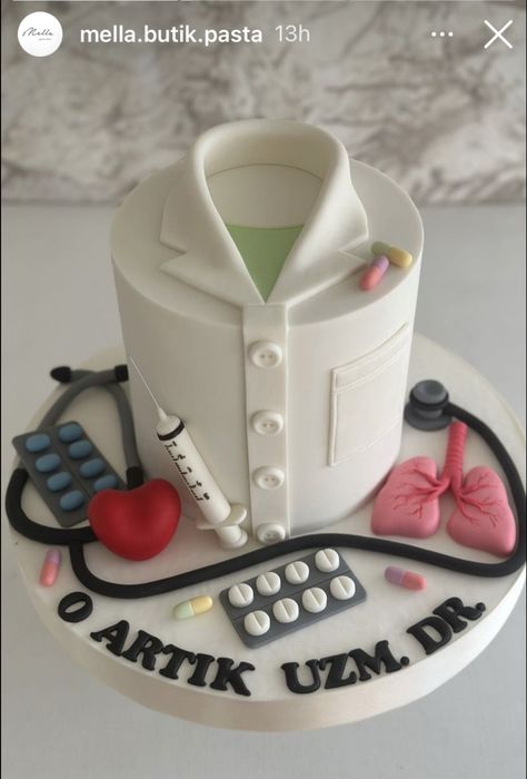 Doctor Birthday Cake, Doctor Graduation Cake, Pastry Chef Cake, Medical Cake, Graduation Cake Designs, Cake Designs For Boy, Doctor Cake, Cake Designs For Girl, Cake Designs For Kids