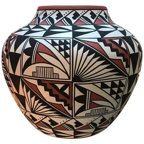 Acoma Pueblo Pottery, Sgraffito Designs, Acoma Pottery, Native Decor, Navajo Wedding, Cute Pumpkin Carving, Acoma Pueblo, Native Pottery, Navajo Pottery