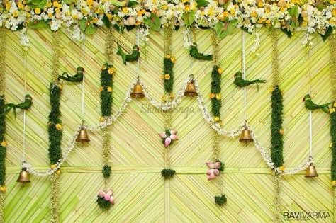 Indian Wedding Backdrop, Leaf Decor Wedding, Hanging Parrot, Marriage Decoration, Mandap Decor, Desi Wedding Decor, Wedding Backdrop Design, Beautiful Wedding Decorations, Flower Decorations Diy