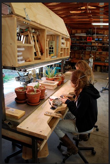 workbench Wood Workbench, Table On Wheels, Work Benches, Workshop Studio, Workbench Plans, Woodworking Bench, Garage Workshop, Jewelry Studio, Craft Studio