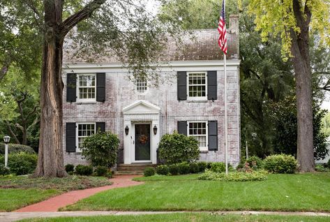 White Brick Georgian Colonial House With Flagpole Stock Photo - Image of landscaped, outside: 77574772 Colonial House Exterior Landscaping, Vintage Colonial House, Brick Colonial House Exterior, Small Colonial House, Georgian Colonial House, Colonial House Exterior, Brick Colonial House, Brick House Exterior Makeover, Small Colonial