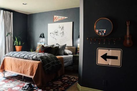 12 Modern Teen Boy Bedroom Ideas That He'll Love Grey Boys Rooms, Modern Teen Boy Bedroom, Green Nightstands, Boys Bedroom Ideas, Teenager Bedroom Boy, Teenage Boy Room, Nesting With Grace, Teen Boy Room, Vintage Modern Style