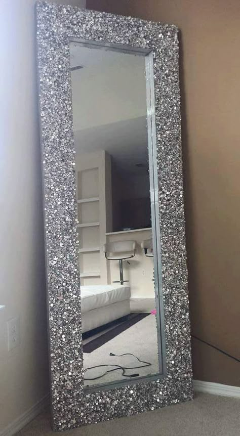 Glitter Room, Mirror Decor Ideas, Glam Bedroom Decor, Floor Length Mirror, Crystal Floor, Future Apartment Decor, Glam Room, Glam Decor, Beautiful Mirrors