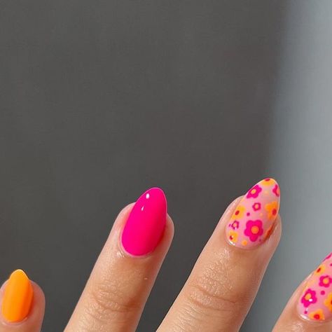 Samantha 🌹 on Instagram: "🩷🧡 basically a dunkin’ floral lol ☕️  _____ #nails #nailart #floralnails #springnails #neonnails #pinknails #almondnails" Orange And Purple Nails, Orange Almond Nails, Artsy Nails, Nail Goals, Simple Acrylic, Simple Acrylic Nails, Cute Gel Nails, Nails 2024, Neon Nails