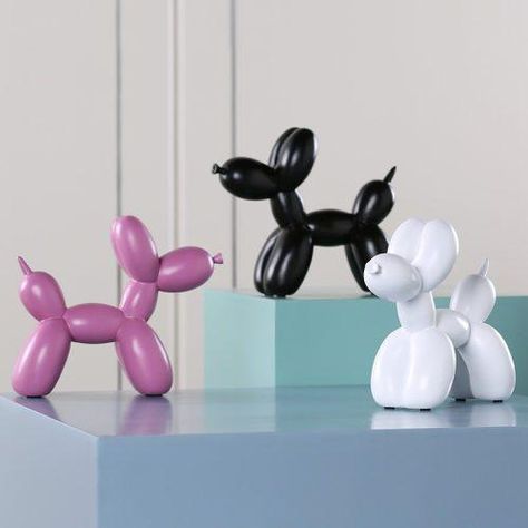 2018 Trends in Decorating, Feng Shui Your Home for the Earth Dog Year Balloon Dog Sculpture, Simple Home Decoration, Jeff Koons, Dog Crafts, Dog Sculpture, Resin Sculpture, Dog Statue, Friends Party, Balloon Dog