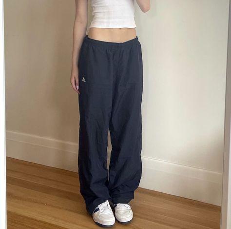 Navy Adidas, Adidas Track Pants, Adidas Track, Baggy Fits, Long Legs, Track Pants, Cool Outfits, Outfit Inspirations, Cute Outfits