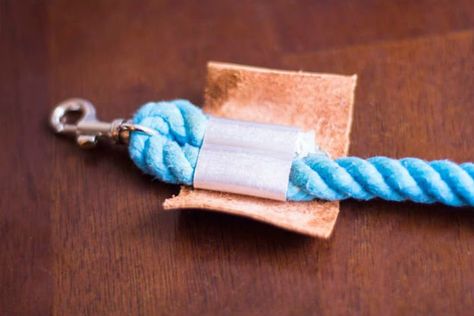 Ombre Rope Dog Leash DIY Projects Craft Ideas & How To’s for Home Decor with Videos Dog Leash Diy, Diy Craft Ideas For Kids, Dog Harness Pattern, Grooming Dogs, Handmade Dog Leash, Handmade Dog Accessories, Cute Dog Toys, Pet Project, Diy Dog Collar