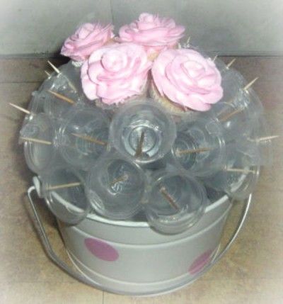 best way to make a cupcake bouquet Mm Cupcakes, How To Make Cupcake, Diy Cupcake, Diy Cupcakes, How To Make Cupcakes, Cupcake Bouquet, Styrofoam Ball, Cupcake Cake, Sheet Cake