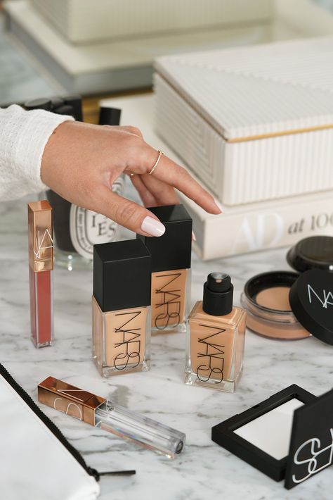 Nars Light Reflecting Foundation, Soft Girl Makeup, Instagram Makeup Artist, Nars Radiant Creamy Concealer, Full Makeup, Fall Beauty, Matte Makeup, Glow Foundation, Creamy Concealer