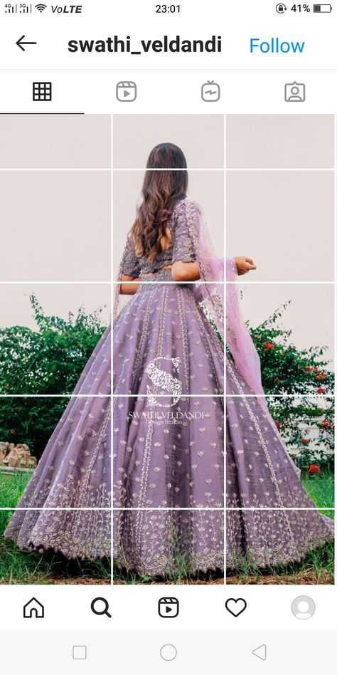 Lavender Haldi Outfit For Bride, Ladies Sangeet Outfit For Bride, Combination With Purple Lehnga, Lavender Colour Lehenga, Purple Lehenga Bridal, Modern Lehangas, Lehenga Photoshoot, Ghagra Design, Shadi Outfits