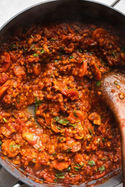 Lentil Bolognaise, Vegan Lentil Bolognese, Lentil Ragu, Vegan Pasta Sauce, Beans Beans, Lentil Bolognese, Ragu Recipe, Cooking Mama, Vegan Lentil