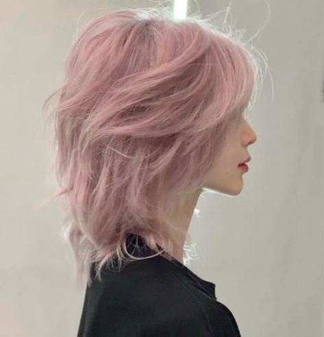 Wolfcut Pink Hair, Short Pink Hair Asian, Greyish Pink Hair, Pink Wolfcut Hair, Light Pink Tips Hair, Light Pink Purple Hair, Light Pink Hair Short, Medium Length Pink Hair, Short Pink Hair Aesthetic