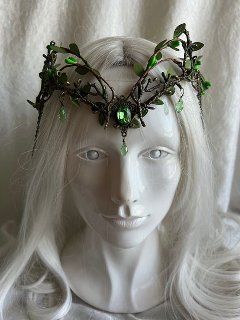 Faerie Crown, Woodland Tiara, Lotr Wedding, Magical Woodland, Fairy Crown, Leaves And Branches, The Enchanted Forest, Witch Makeup, Forest Fairy