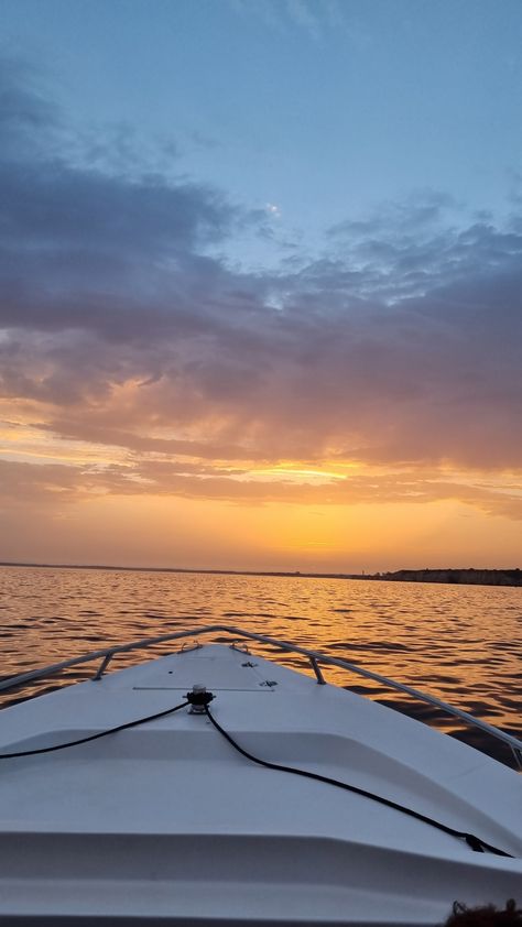 Sunset Boat Cruise, Boat At Sunset, Boat Sunset Pictures, August Vibes, Florida Vibes, Shaun Tan, Boat Sunset, 2024 Board, Summer Boats