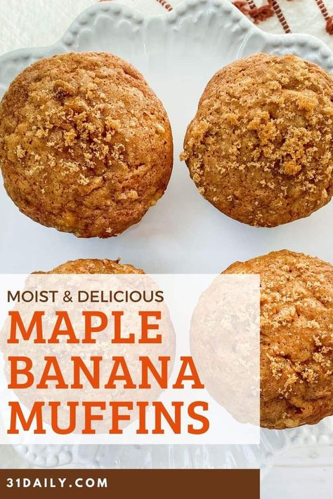 These easy, healthy Maple Banana Muffins are soft and delicious, with an enticing hint of fall. Maple and cinnamon warm up this perennial comfort food favorite banana muffins. Grab And Go Breakfast Ideas, Freeze Muffins, 31 Daily, Banana Muffins Easy, Banana Muffin, Moist Muffins, Muffins Recipes, Banana Muffin Recipe, Breakfast Goodies