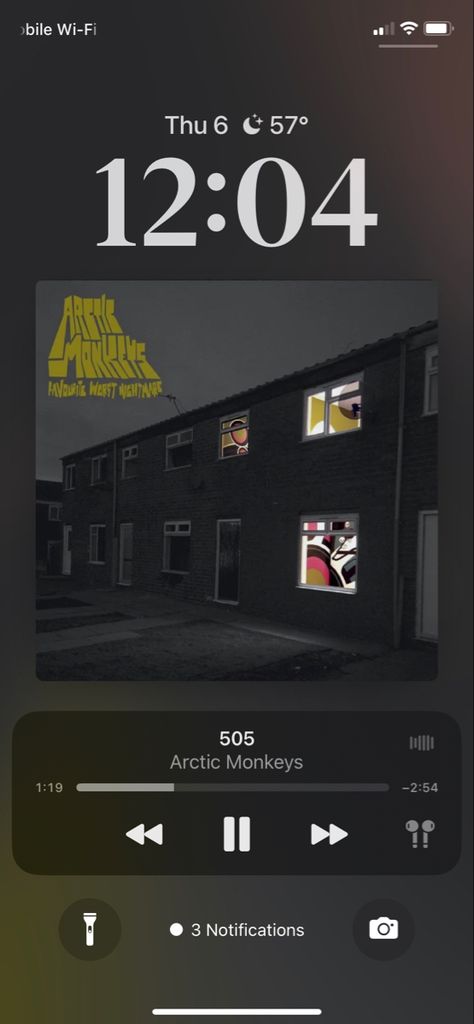 Brianstorm Arctic Monkeys, Spotify Screenshot, Music Suggestions Instagram Story, Musica Spotify, 505 Arctic Monkeys, Musica Latina, Lockscreen Ios, Iphone Music, Ads Creative Advertising Ideas