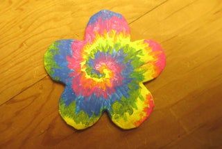 How To Paint Tye Dye, How To Paint Tie Dye On Wood, How To Paint Tie Dye On Canvas, Diy Tie Dye Paint, Dye Painting, Tie Dye Painting, Tie Dye Party, How To Tie Dye, Painting Party