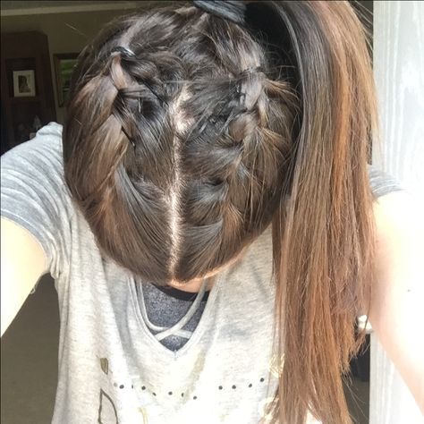 Two French braid and a pony tail #updue #simple Poney Tale Hairstyle Simple, Braids Into High Ponytail, French Braids Into Ponytail, Braids Into Ponytail, Pony Tale, Two French Braids, French Braid Ponytail, Side French Braids, Braid Ponytail