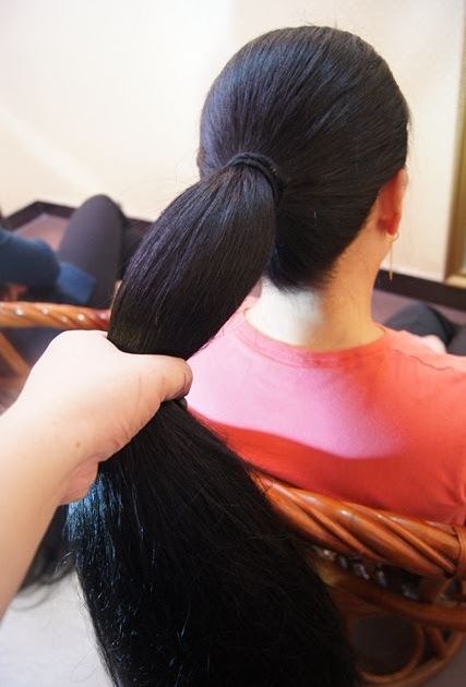 Hello headshave lover's Welcome to the word of headshave stories China Long Hair, Long Ponytail Hairstyles, Ponytails Braids, Hair Pony, Curly Long Hair, Long Hair Girls, Long Ponytail, Huge Hair, Long Hair Buns