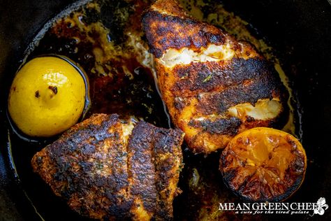 An easy Blackened Grouper Recipe to satisfy your craving! Gulfside Blackened Grouper fired in a cast-iron skillet to crispy blackened flaky perfection. Living in South Florida has advantages. Balmy breezes in the middle of winter, a bevy of fruit trees heavy with fruit throughout the year and fishing boats with fresh fish in your backyard daily. | Mean Green Chef @meangreenchef #grouperrecipe #blackenedseasoning #easyfishrecipe #easygrouperrecipe #meangreenchef Grouper Fish Recipes, Blackened Grouper, Grouper Recipe, Grouper Recipes, Best Fish Recipes, Seafood Dinner Recipes, Blackened Seasoning, Green Chef, Seafood Entrees