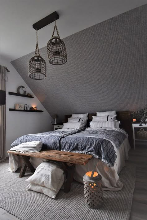 Slanted Ceiling Bedroom Ideas, Bedroom Slanted Walls, Slanted Wall Bedroom, Slanted Ceiling Bedroom, Sloped Ceiling Bedroom, Slanted Walls, Attic Bedroom Designs, Attic Bedrooms, Upstairs Bedroom