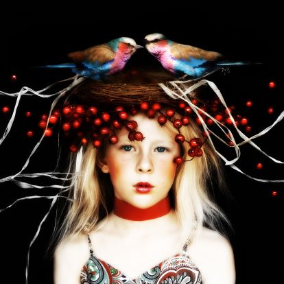 . High Fashion Portrait, Bird Nests Art, Bird Woman, Nest Art, Bird Girl, Blond Girl, Hat Day, Dark Look, Fairy Fashion