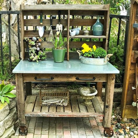 Buffet Island, Zinc Table Top, Garden Work Bench, Potting Bench Ideas, Backyard Plans, Outdoor Potting Bench, Zinc Table, Porch Inspiration, Rustic Tables