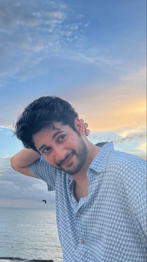 Rohit Saraf Aesthetic, Rohit Saraf Cute, Rohit Saraf, Dr World, Drawings For Boyfriend, Heartwarming Photos, Basic Photo Editing, Crush Pics, Cute Couple Drawings